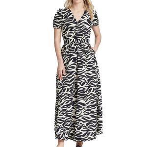 Who What Wear Black Cream Zebra Print Short Sleeve Maxi Dress Small